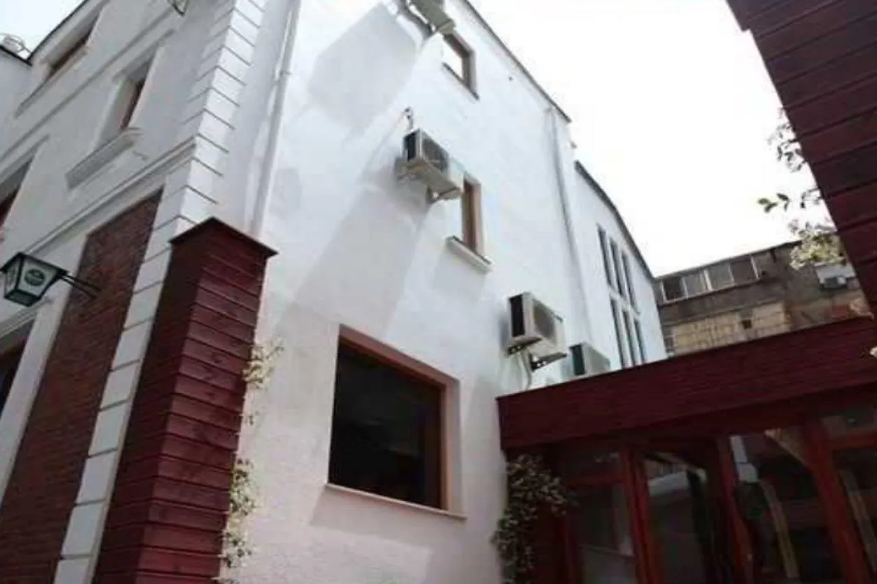Boutique Artist Hotel Tirana